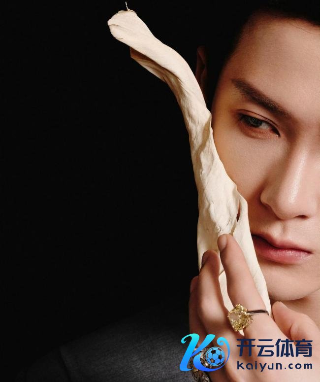 檀健次演推辞山 卧底将军未播先火